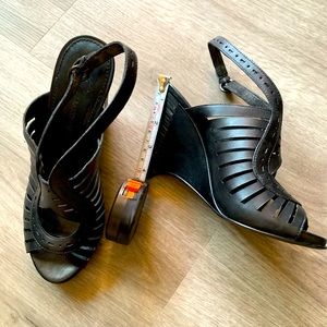 B Makowsky , SIZE 7  Black Leather Strappy Heel @ 4 1/2 inches tall